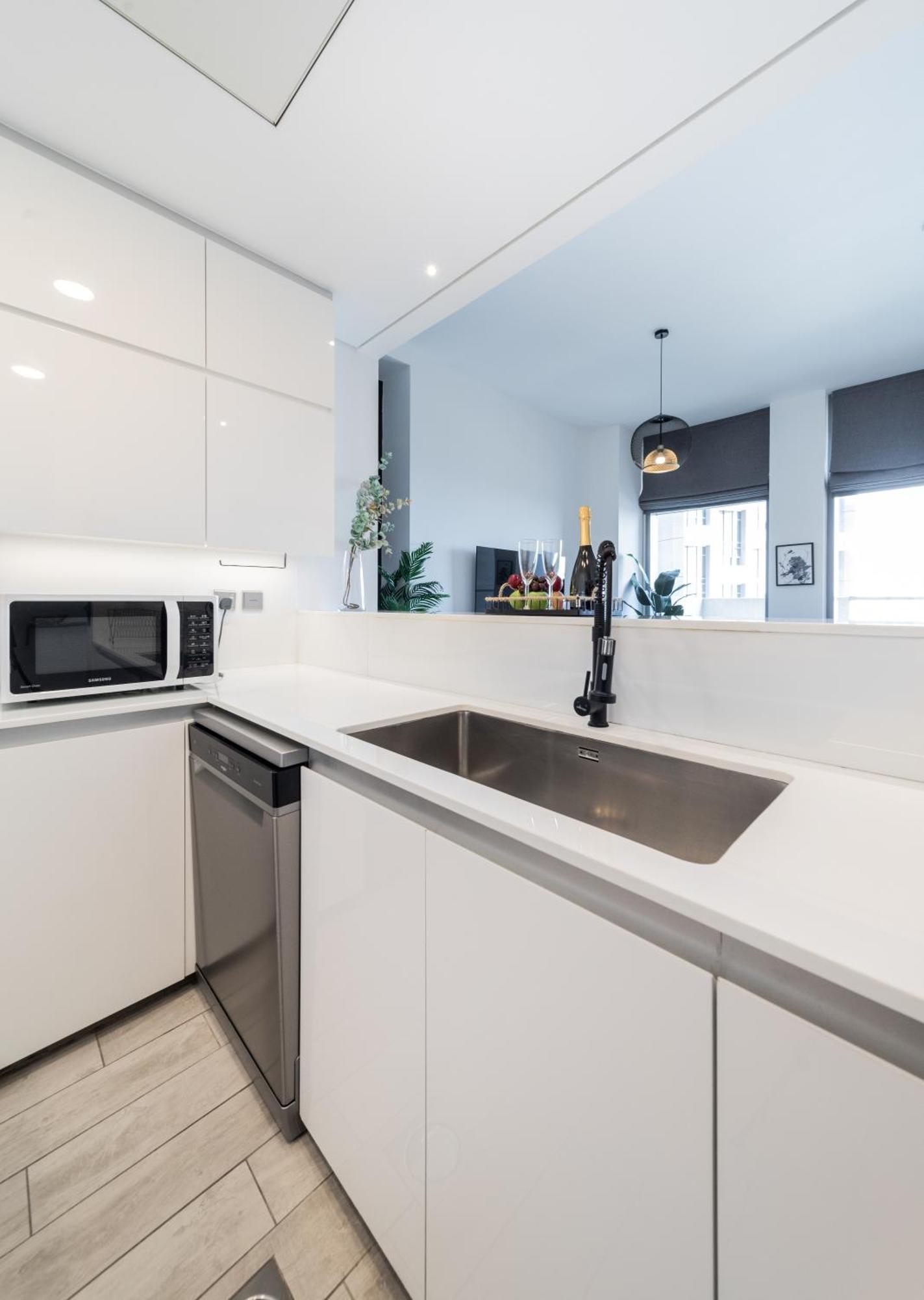 Eden's Homes & - Atria Residences Dubai
